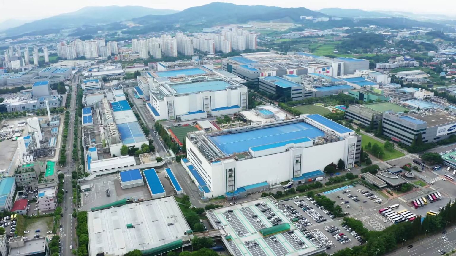 Samsung inaugurará su nueva planta de semiconductores de alto rendimiento en 2022, en Taylor para acelerar producción.