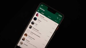 WatBetaInfo informan que la posibilidad de ver el estado de WhatsApp directamente desde la foto de perfil es algo que no tardará en llegar.