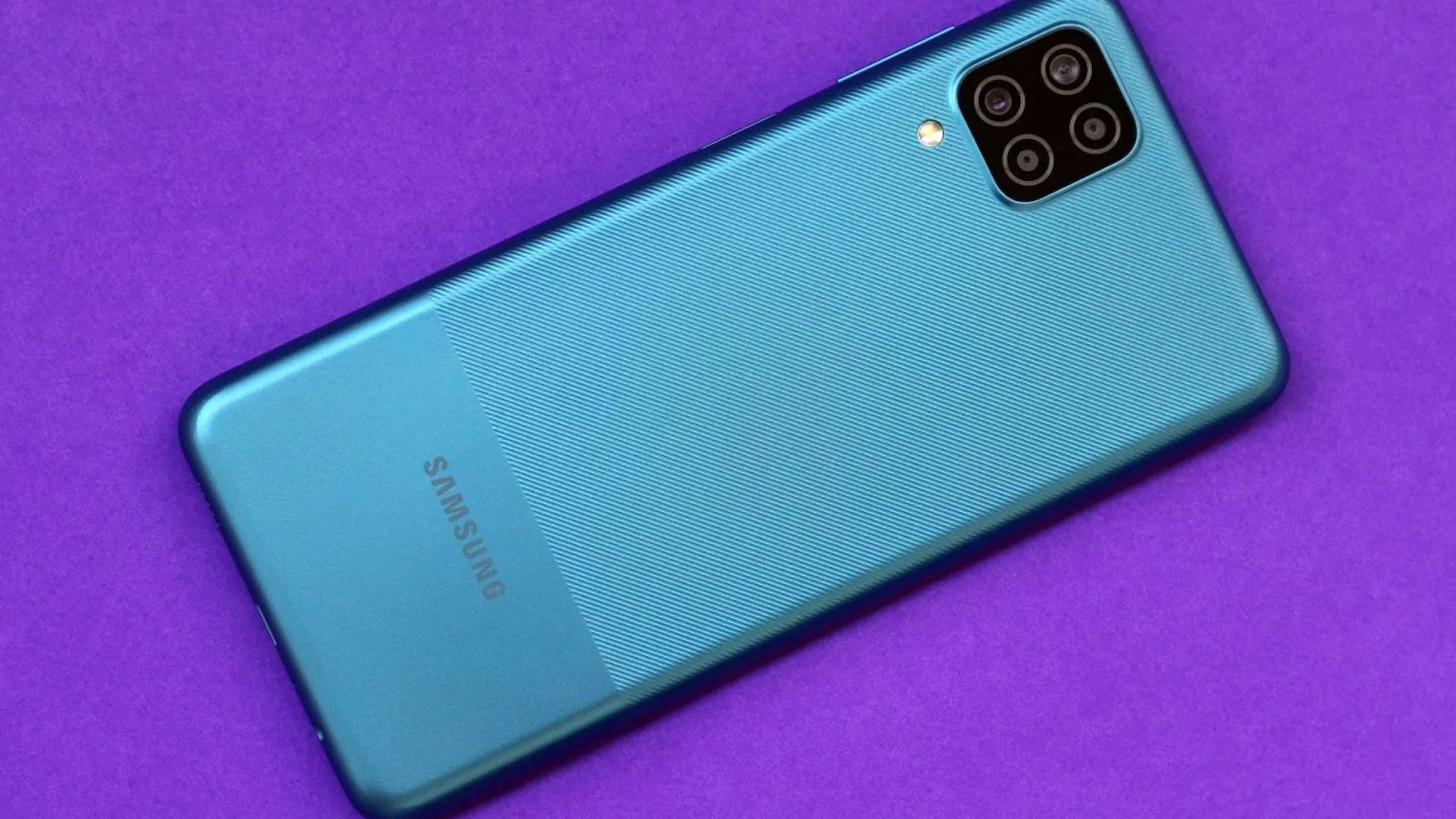 Ya tenemos los posibles datos del Samsung Galaxy F13, el nuevo gama baja de Samsung promete dar guerra en su segmento.