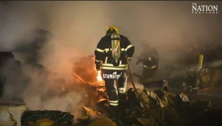 Incendio almacén Samsung Tailandia