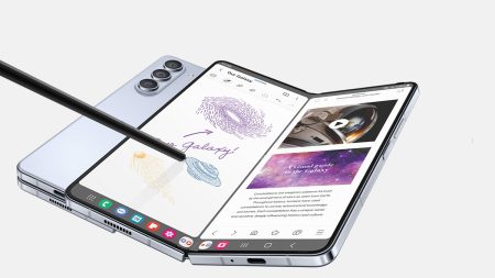 galaxy z fold 5 facebook samsung 1693634255235