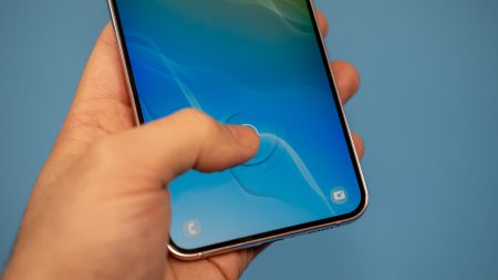 s23 plus fingerprint