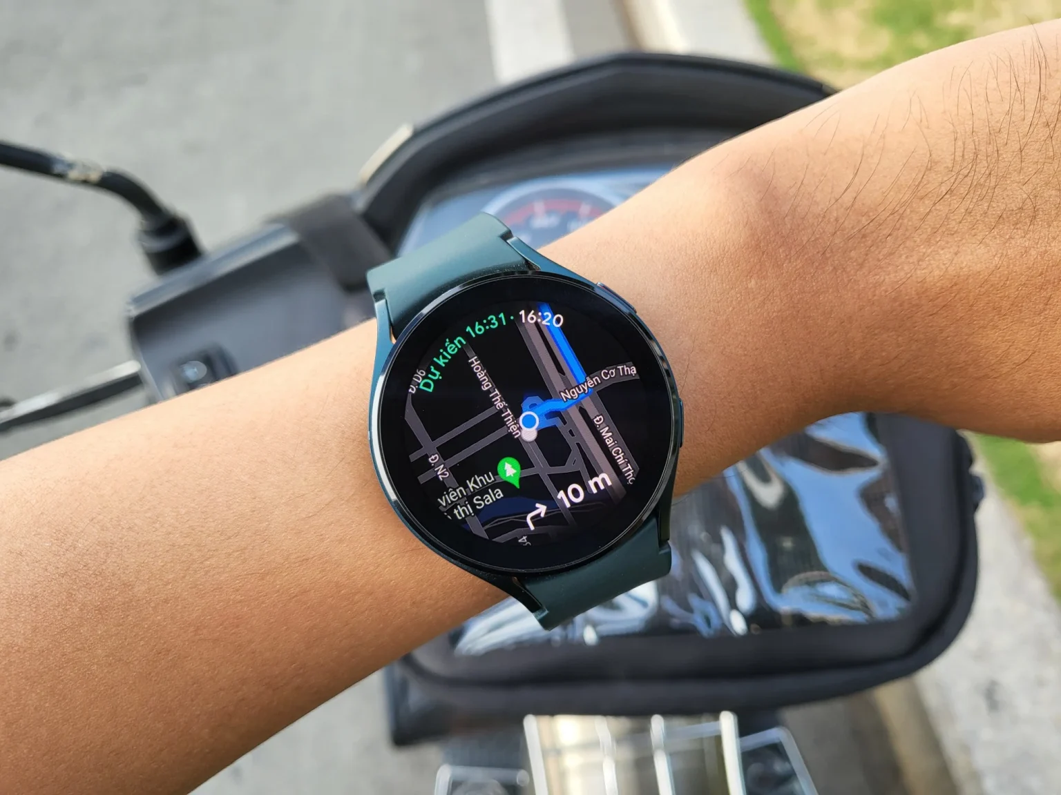 galaxy watch google maps